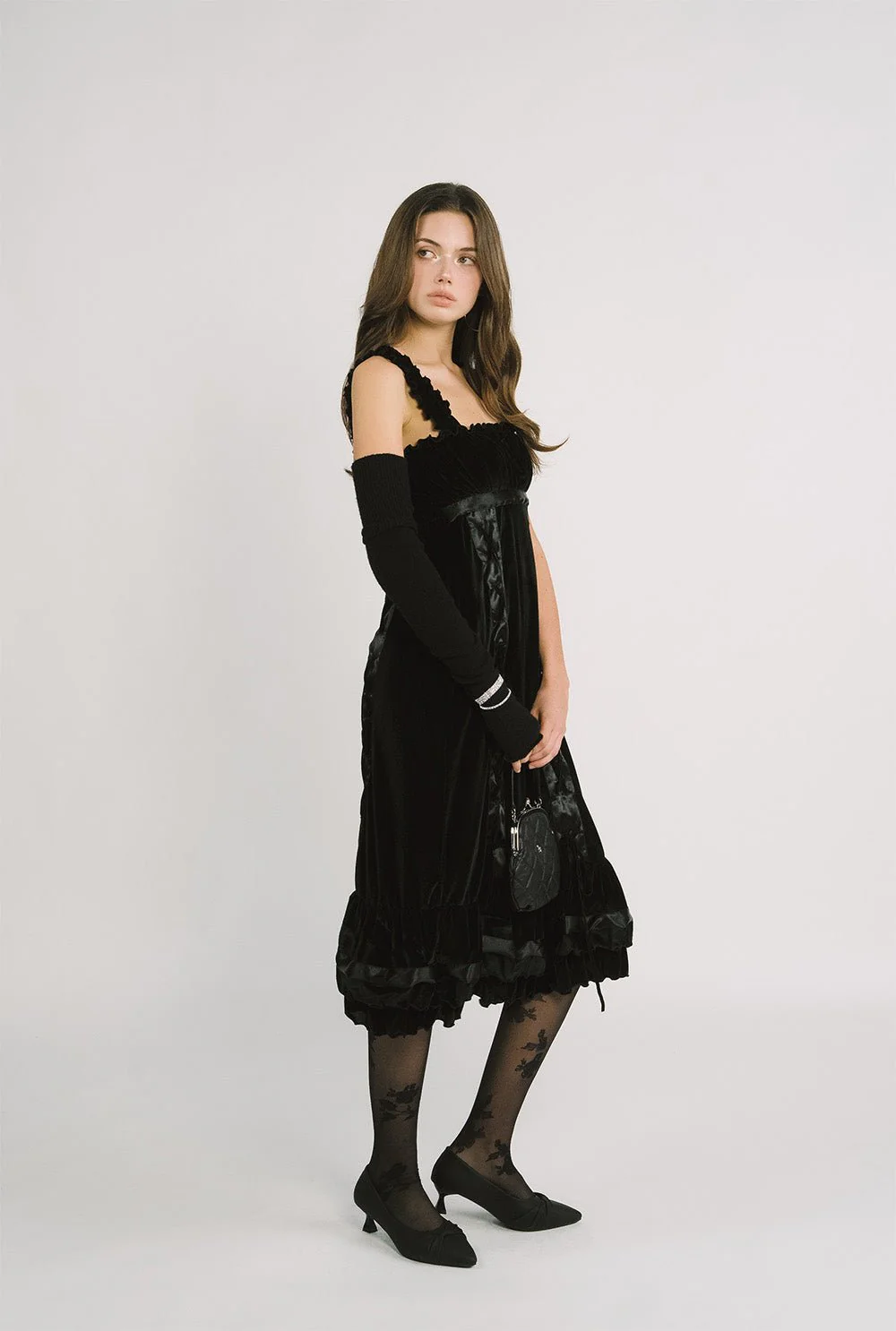 Agatha velvet dress - Image 5