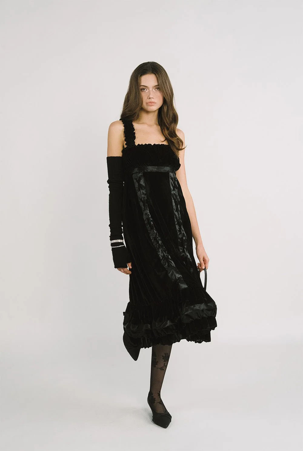 Agatha velvet dress - Image 6