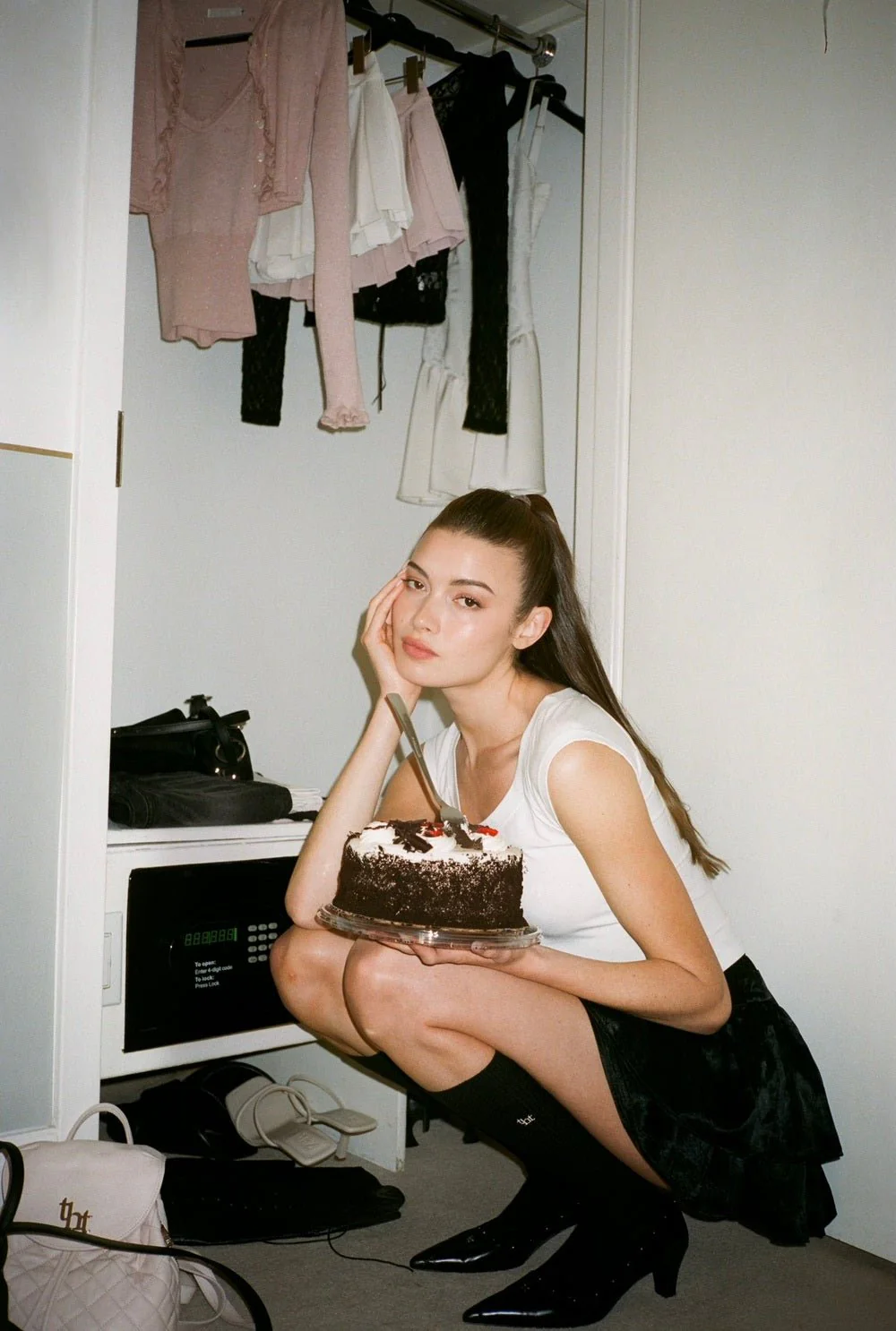 Bijou logo tee - Image 7