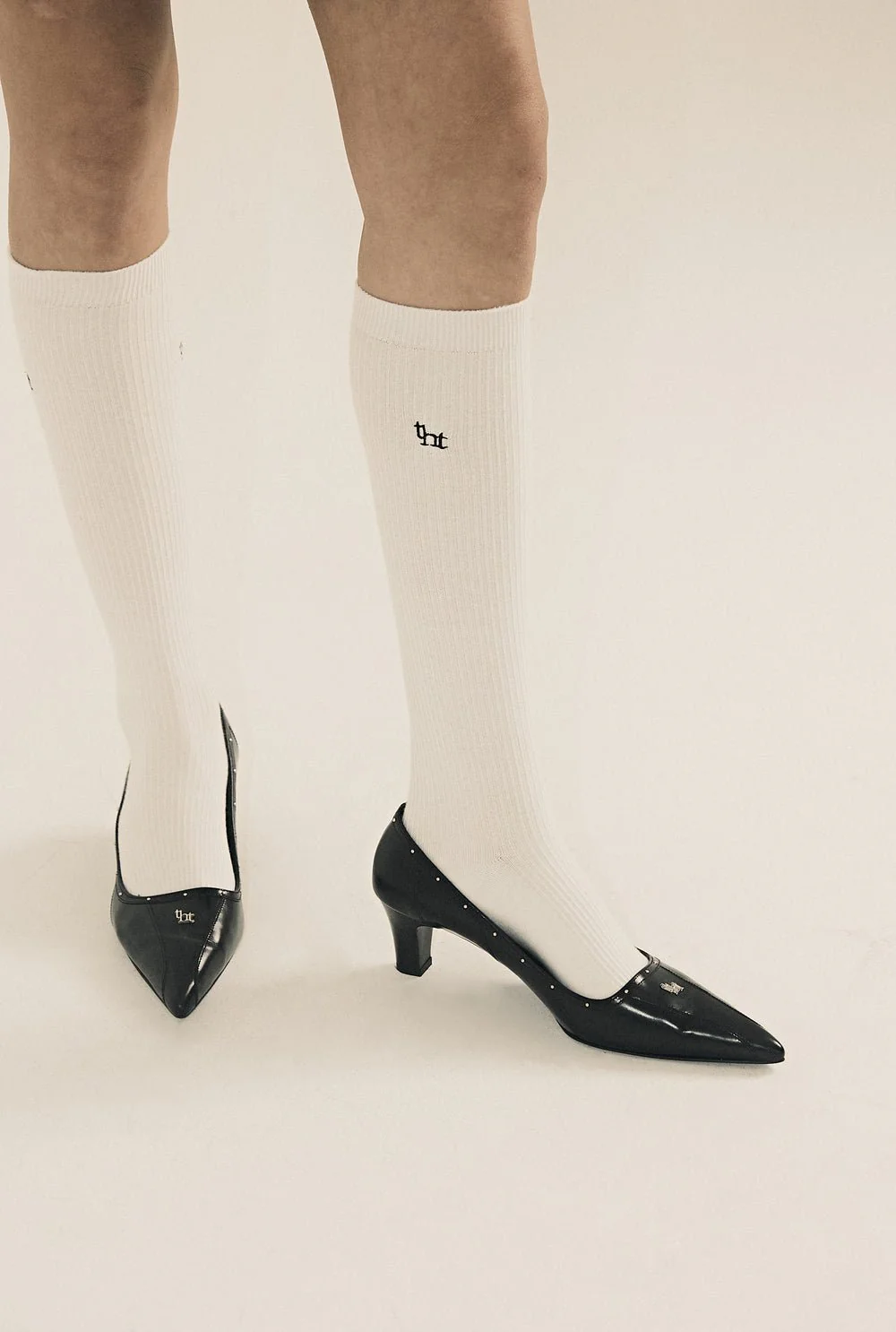 Classic logo pumps - Image 11