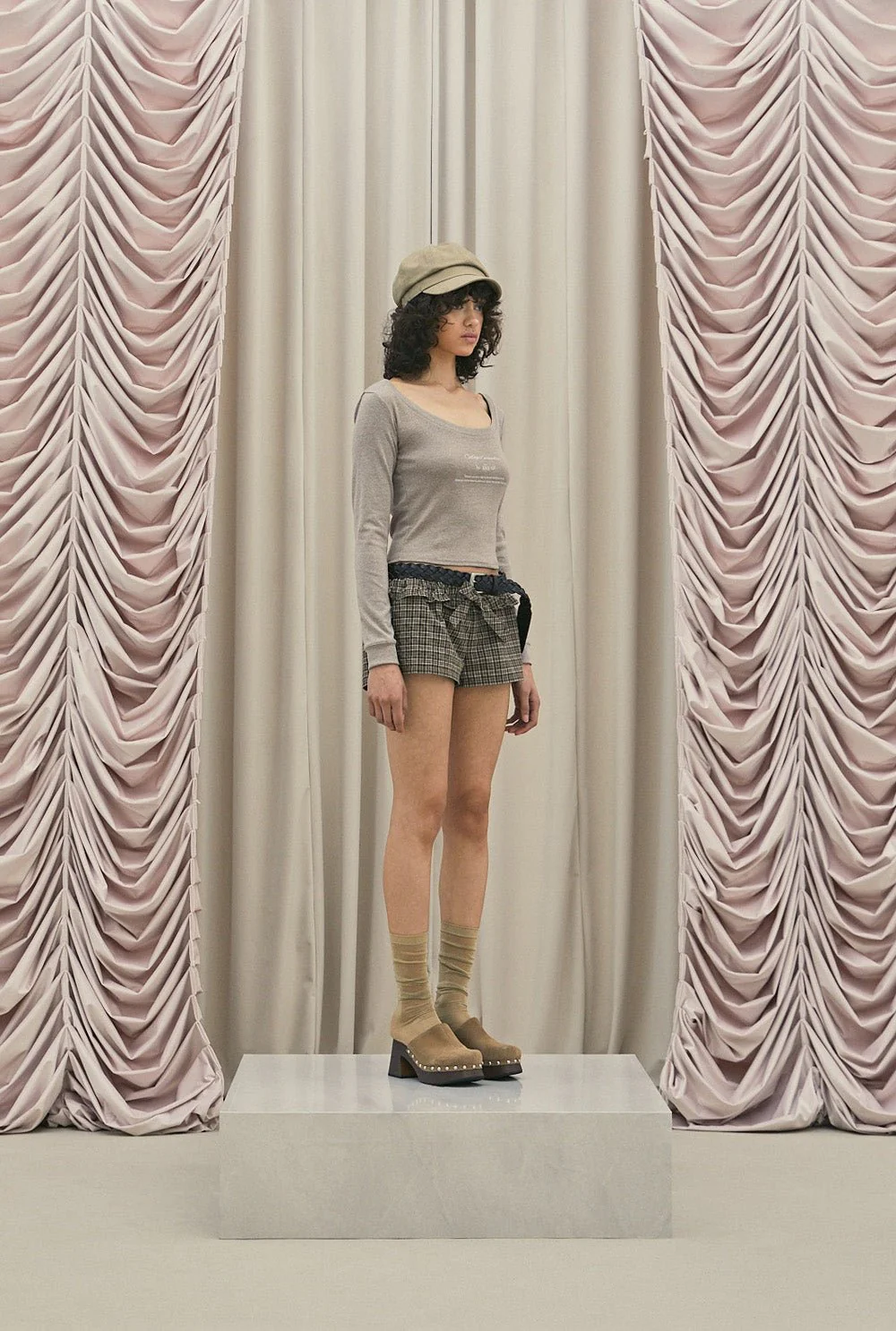 Cotton logo newsboy cap - Image 8