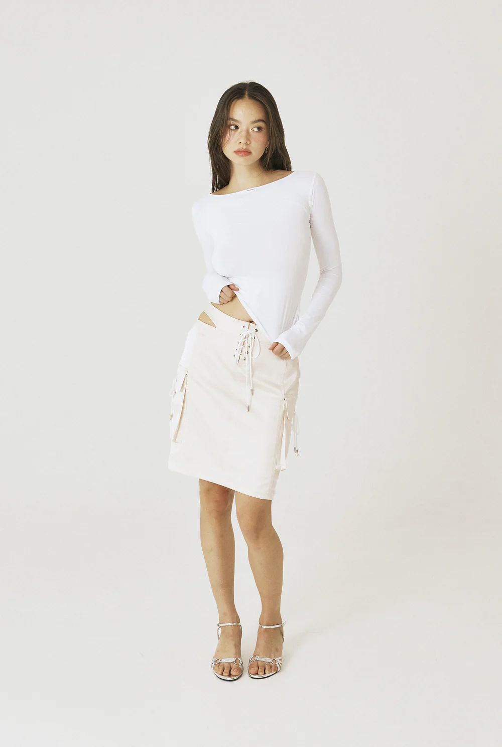 Cut-out flap skirt - Image 7