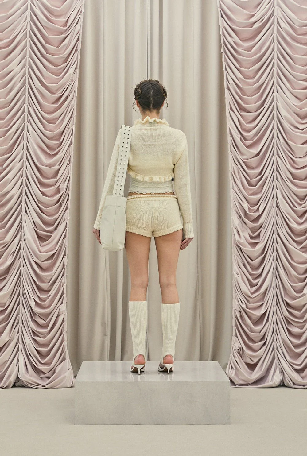 Powder shorts - Image 5