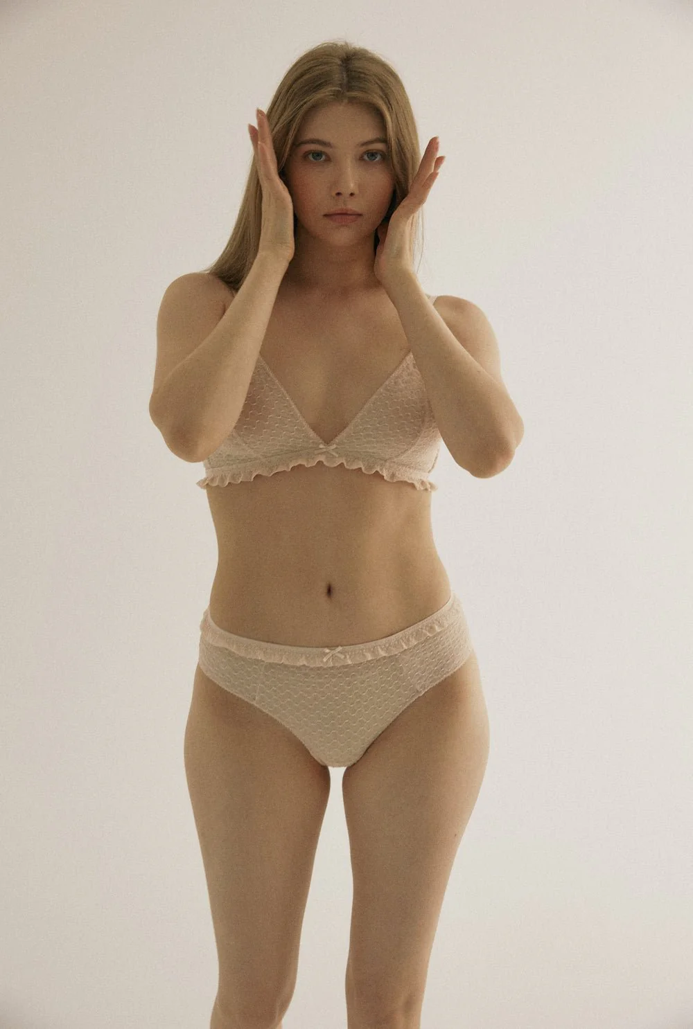 Puffy lace bikini - Image 3