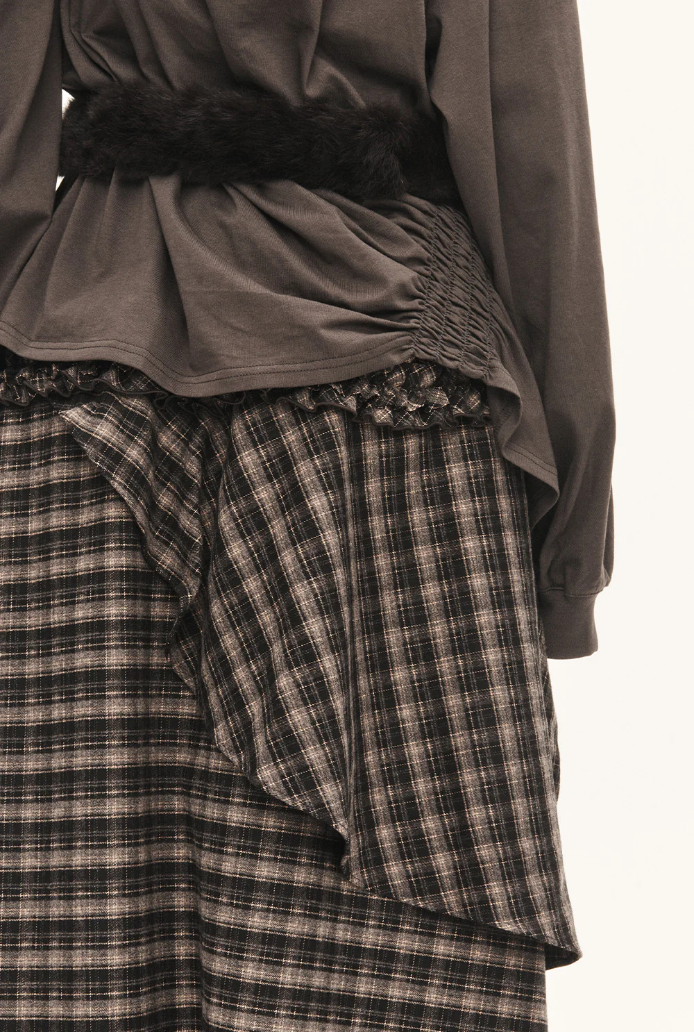 Roll smocking tee - Image 14
