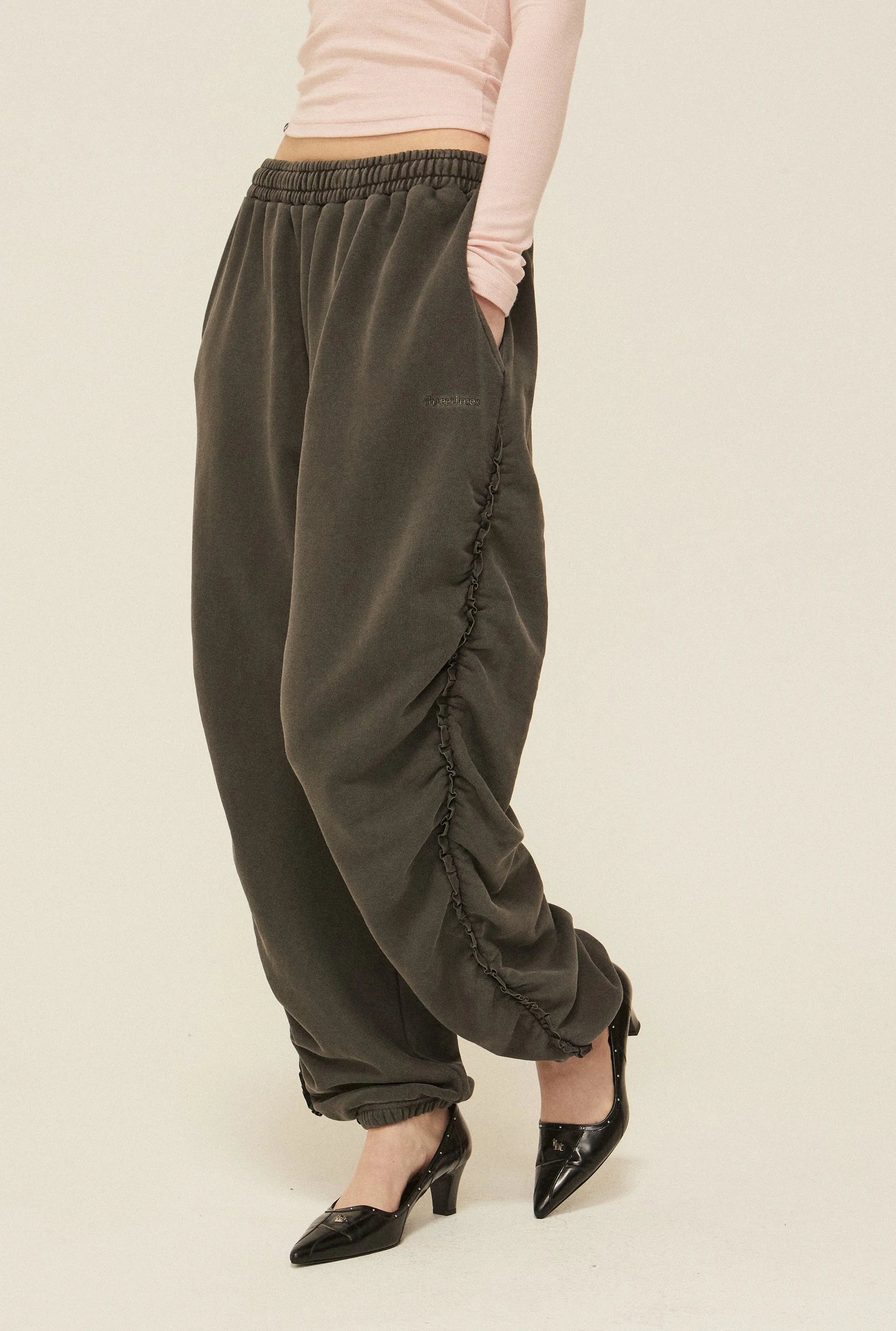 Whisper sweatpants - Image 6